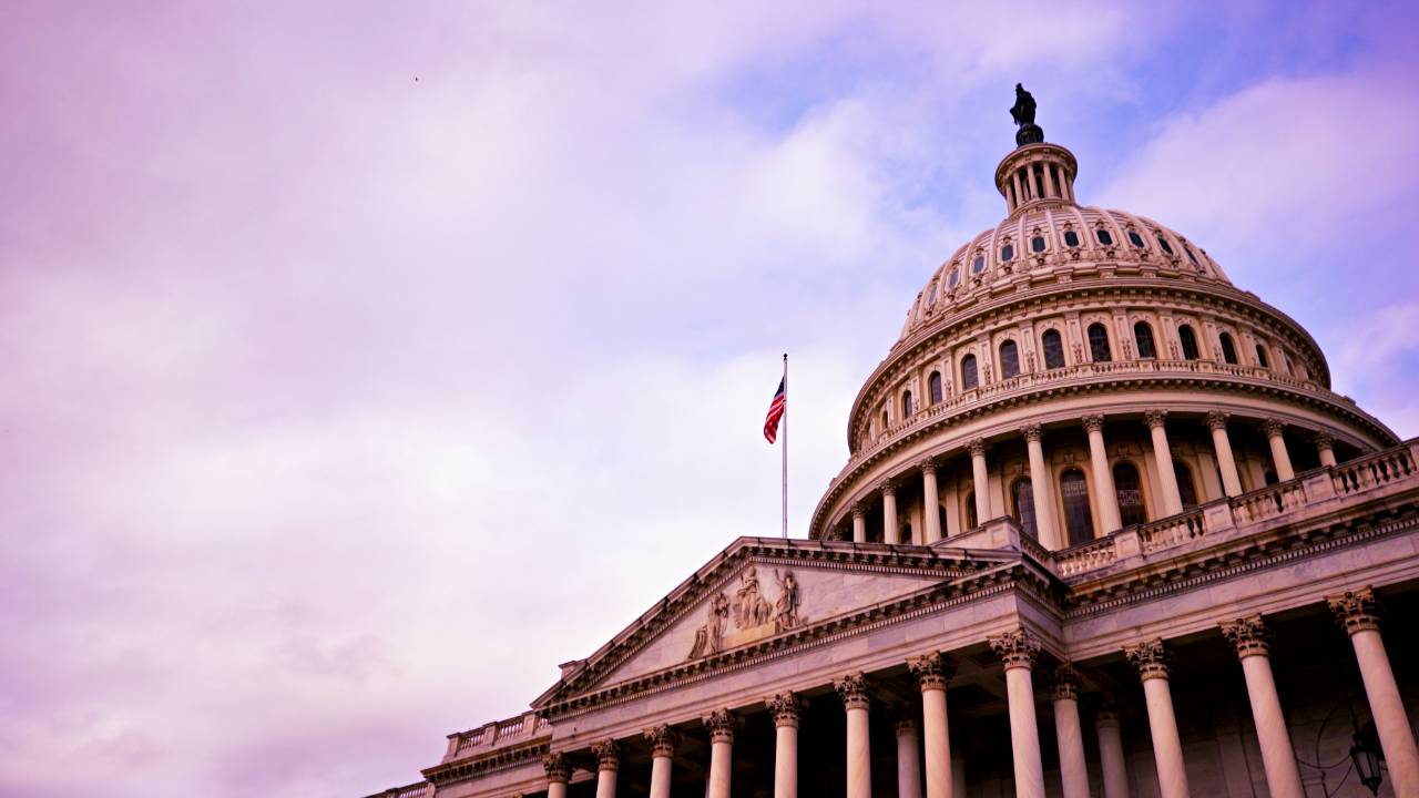 How to Become a Family Lawyer in the United States: Degrees, LSAT, and Bar Exams